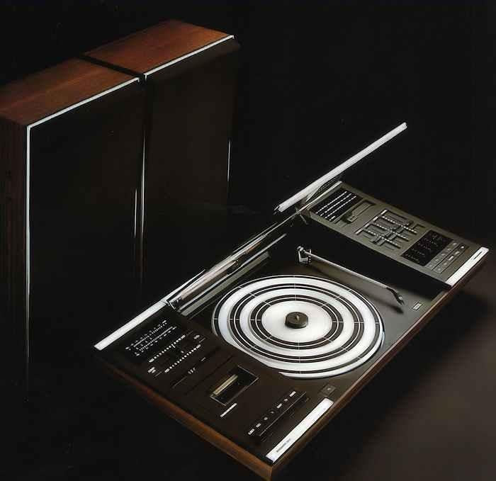 Kumijalat – varaosa Bang & Olufsen Beocenter 2000 Type: 2101 (1980-1981)
