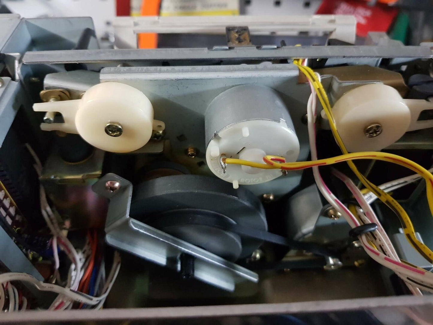 Hihnasarja kasettidekin hihnavetovaraosa Akai CS-F11– versio 2