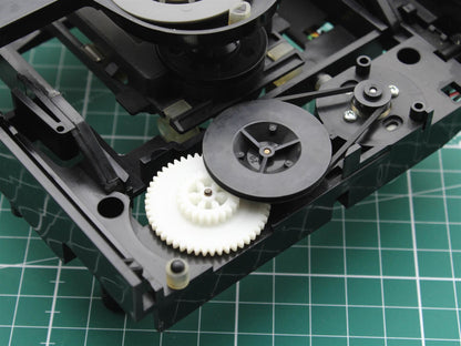 Hammaspyörä CD-soittimen luukun varaosa Marantz CD-17AKM