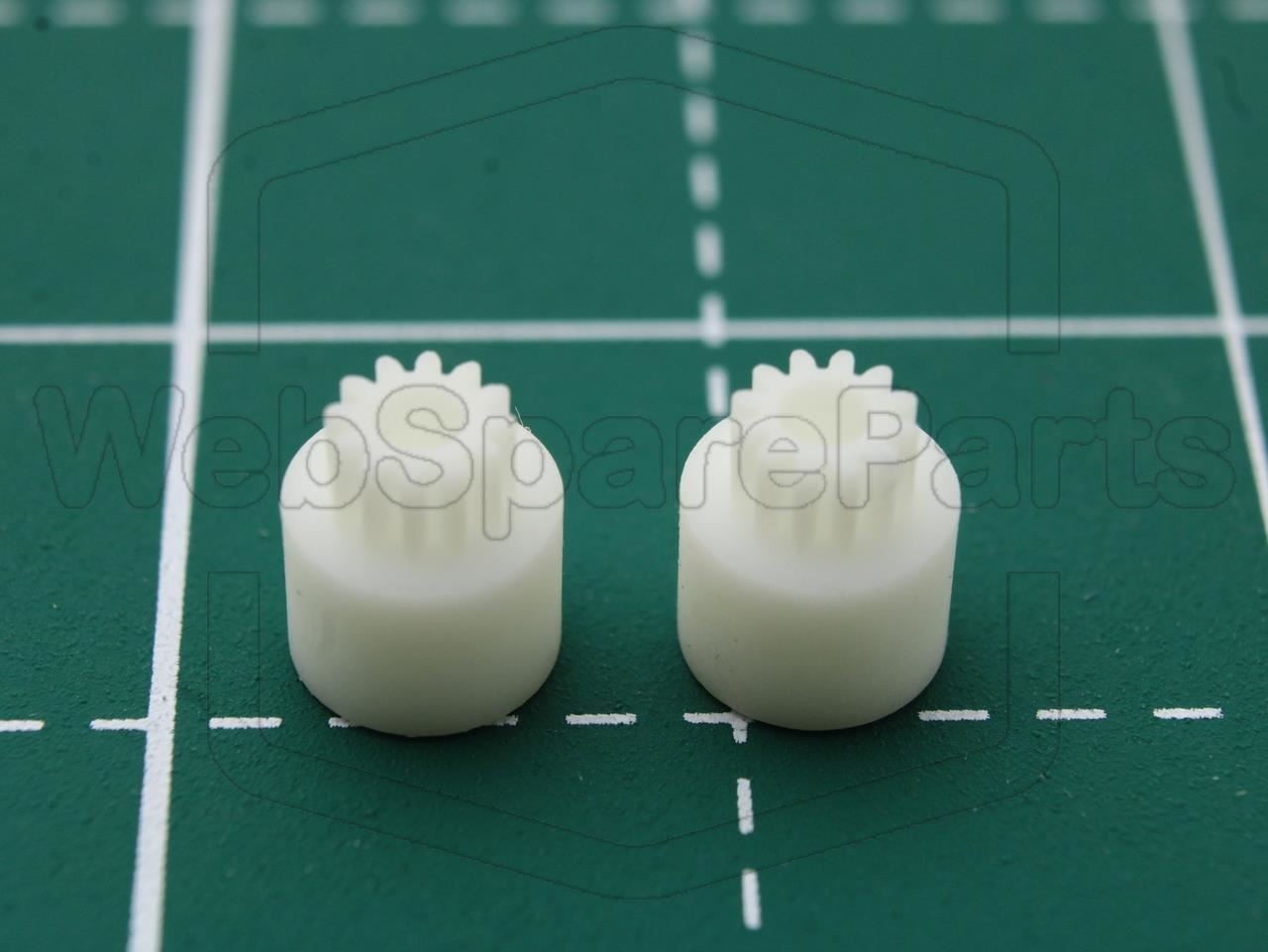 Hammaspyörä päävetopyörälle – Technics RS-X102