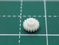 Hammaspyörä kasettidekin kelausmekanismiin – Sony HCD-D590