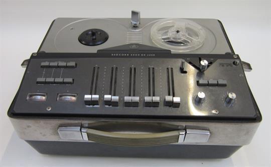 Kaiutinliitin – varaosa Bang & Olufsen Beocord 2000T